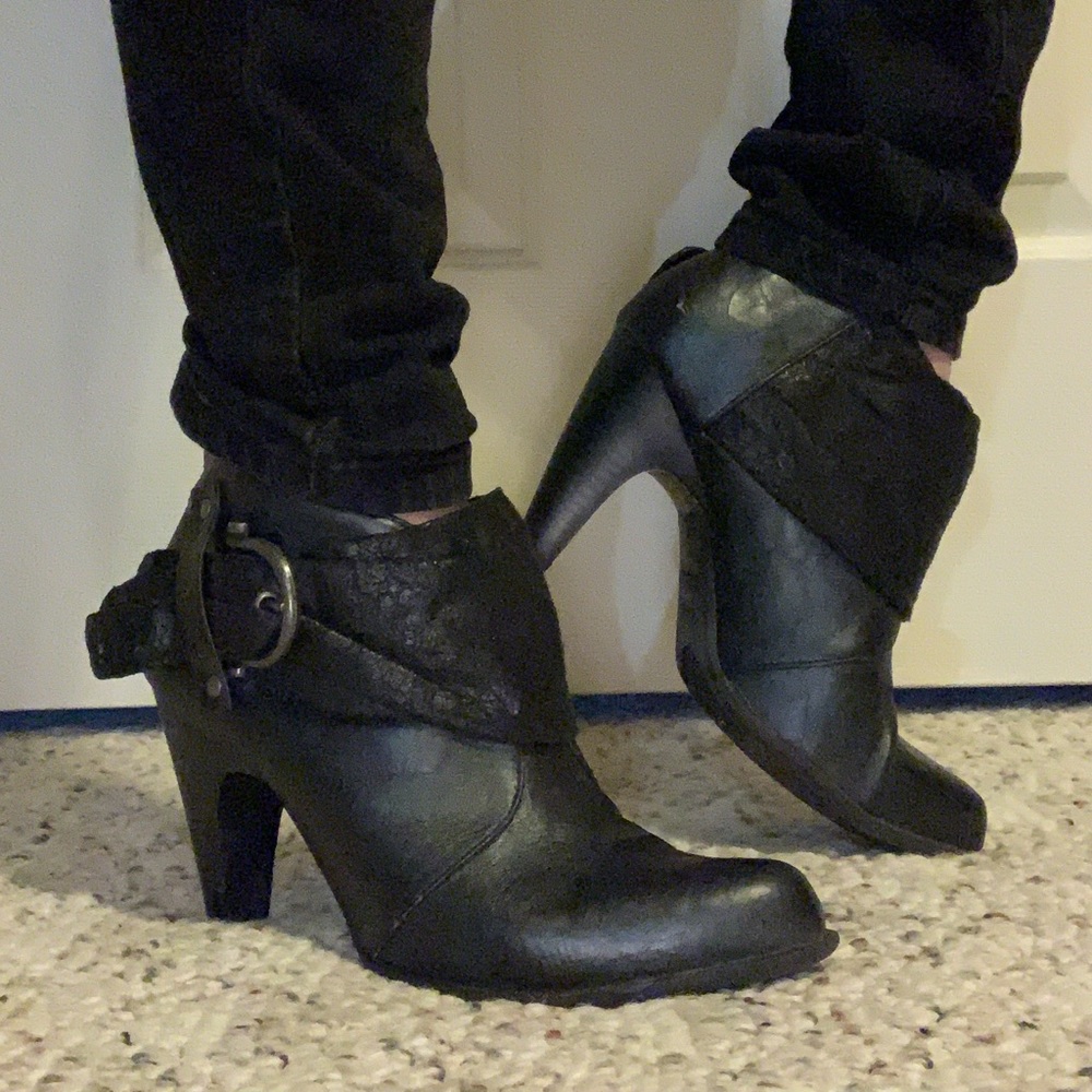 Black booties with buckle